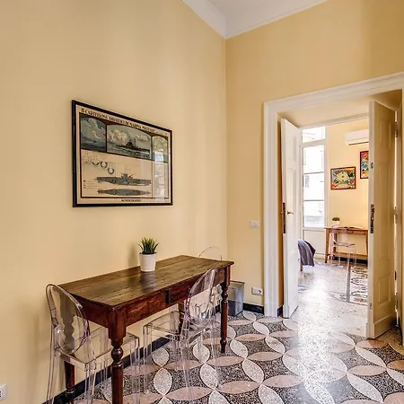 Cavour Colloseum * روما