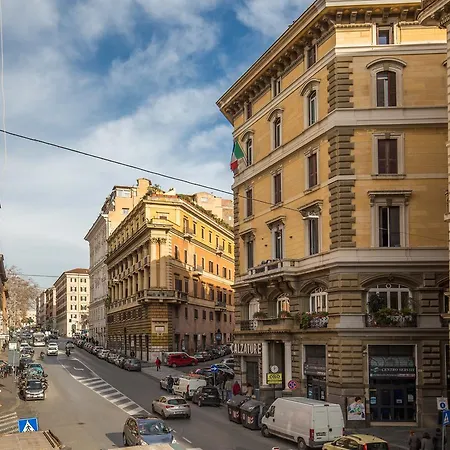 Daire Cavour Colloseum *