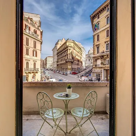 Cavour Colloseum Apartment Rom